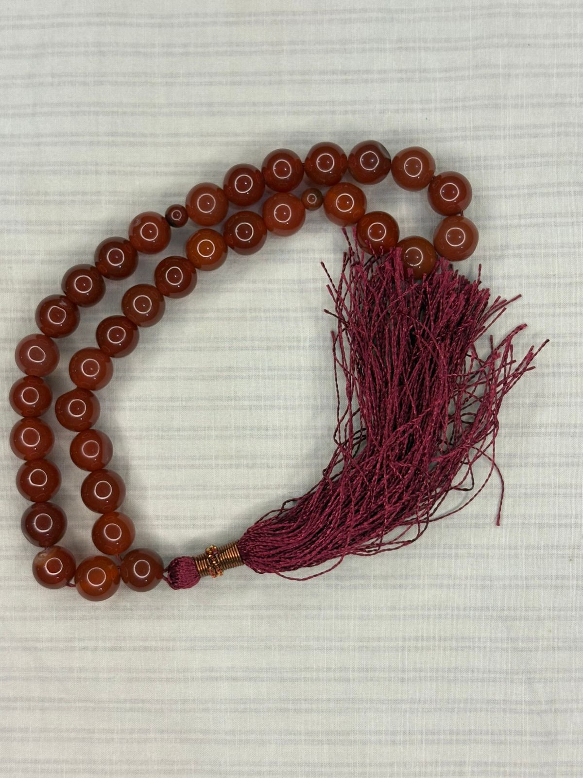 Premium Natural Aqeeq Tasbeeh - 33 Beads (8mm) - Elegant Islamic Prayer Beads