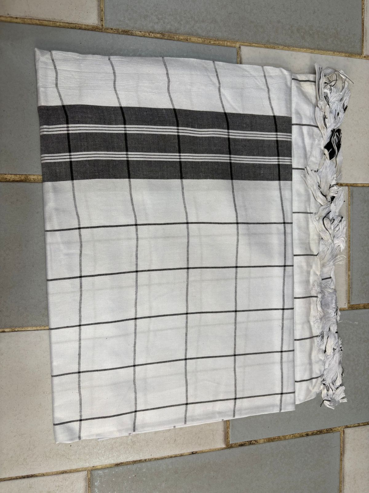 Premium Shamzai Checkered Rumal – Traditional Soft Cotton Scarf